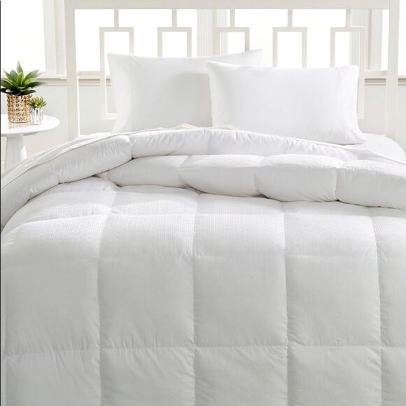 Hotel Collection European White Goose Down Lightweight Hypoallergenic - Picture 1 of 7